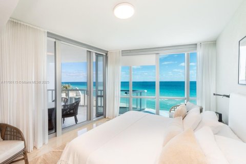 Condo in Sunny Isles Beach, Florida, 3 bedrooms  № 1729099 - photo 12