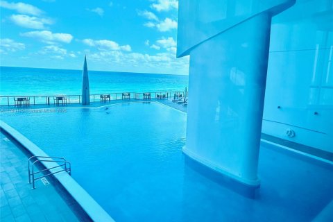 Condo in Sunny Isles Beach, Florida, 3 bedrooms  № 1729099 - photo 30