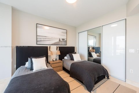Condo in Sunny Isles Beach, Florida, 3 bedrooms  № 1729099 - photo 21