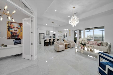 Casa en venta en Cape Coral, Florida, 3 dormitorios № 2062977 - foto 6