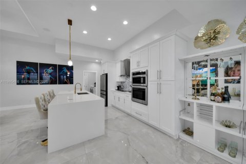 Casa en venta en Cape Coral, Florida, 3 dormitorios № 2062977 - foto 16