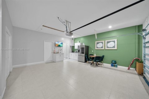 Casa en venta en Cape Coral, Florida, 3 dormitorios № 2062977 - foto 22