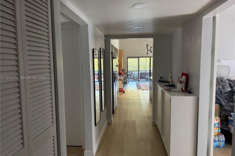 Condominio en venta en Weston, Florida, 2 dormitorios, 138.42 m2 № 2032225 - foto 2