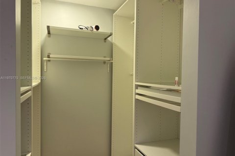 Condominio en venta en Weston, Florida, 2 dormitorios, 138.42 m2 № 2032225 - foto 17