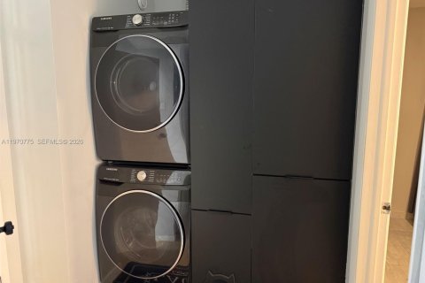 Condominio en venta en Weston, Florida, 2 dormitorios, 138.42 m2 № 2032225 - foto 18