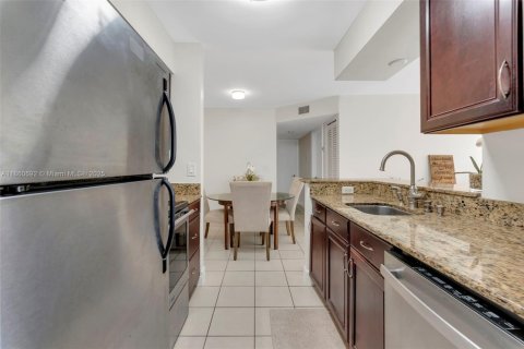 Copropriété à vendre à Pompano Beach, Floride: 2 chambres, 83.89 m2 № 1897443 - photo 11