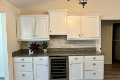 House in Oxford, Florida 3 bedrooms, 146.04 sq.m. № 1258718 - photo 11