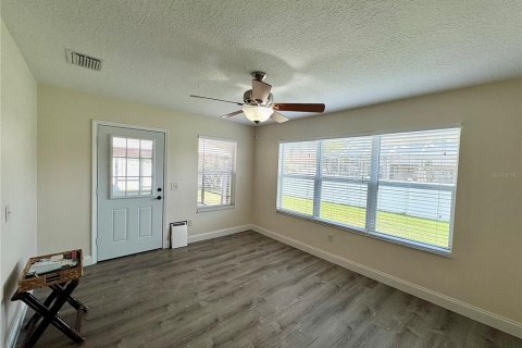 House in Oxford, Florida 3 bedrooms, 146.04 sq.m. № 1258718 - photo 13