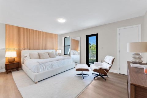 Adosado en venta en Miami Beach, Florida, 5 dormitorios, 175.68 m2 № 1975152 - foto 20