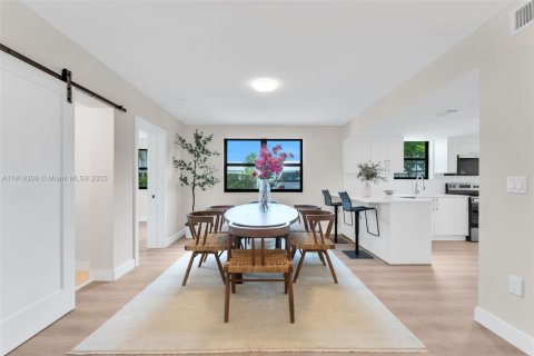 Adosado en venta en Miami Beach, Florida, 5 dormitorios, 175.68 m2 № 1975152 - foto 12