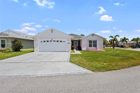 Casa en venta en St. Lucie, Florida, 3 dormitorios, 159.23 m2 № 1751560 - foto 1