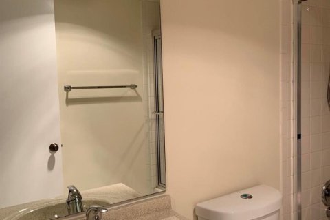 Condo in Lake Worth, Florida, 2 bedrooms  № 2259685 - photo 16