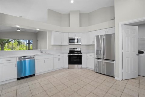 House in Leesburg, Florida 3 bedrooms, 141.4 sq.m. № 1865962 - photo 6