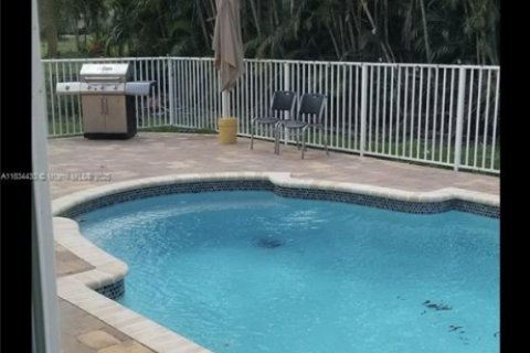 Casa en venta en Plantation, Florida, 4 dormitorios, 229.93 m2 № 1934825 - foto 6