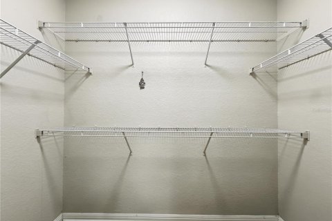 Copropriété à louer à Orlando, Floride: 2 chambres, 100.8 m2 № 2413554 - photo 25