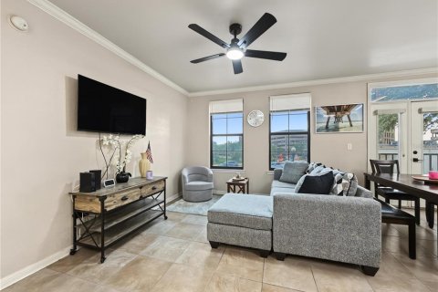 Copropriété à louer à Orlando, Floride: 2 chambres, 100.8 m2 № 2413554 - photo 9