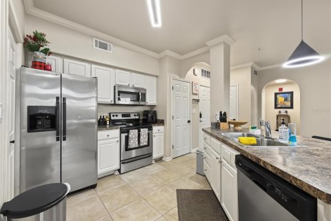 Copropriété à louer à Orlando, Floride: 2 chambres, 100.8 m2 № 2413554 - photo 17