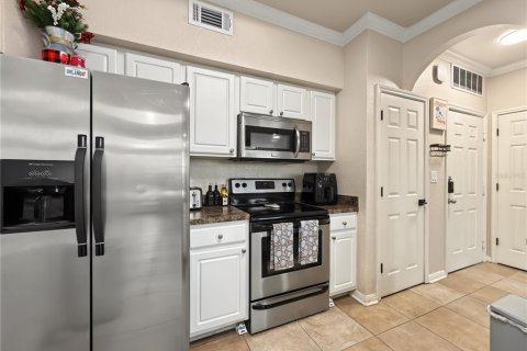 Copropriété à louer à Orlando, Floride: 2 chambres, 100.8 m2 № 2413554 - photo 18