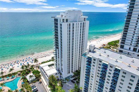 Copropriété à vendre à Hollywood, Floride: 4 chambres, 293.85 m2 № 1927443 - photo 8