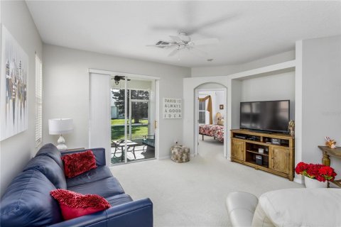 House in Land O' Lakes, Florida 2 bedrooms, 99.68 sq.m. № 1542817 - photo 7