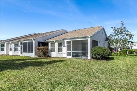 House in Land O' Lakes, Florida 2 bedrooms, 99.68 sq.m. № 1542817 - photo 18
