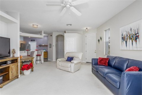 House in Land O' Lakes, Florida 2 bedrooms, 99.68 sq.m. № 1542817 - photo 8