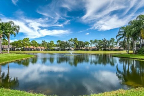 House in Land O' Lakes, Florida 2 bedrooms, 99.68 sq.m. № 1542817 - photo 27