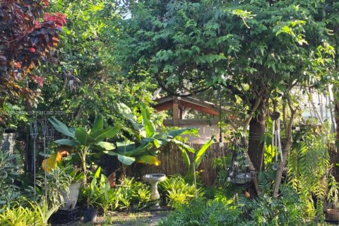 Купить виллу или дом в Холливуд, Флорида 3 спальни, 120.68м2, № 2046808 - фото 26