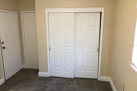 House in Tampa, Florida 3 bedrooms, 100.06 sq.m. № 1735408 - photo 10