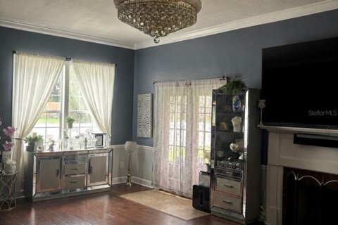 House in Ocala, Florida 5 bedrooms, 310.39 sq.m. № 2204343 - photo 6
