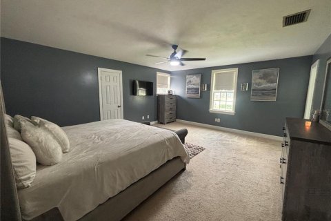House in Ocala, Florida 5 bedrooms, 310.39 sq.m. № 2204343 - photo 20
