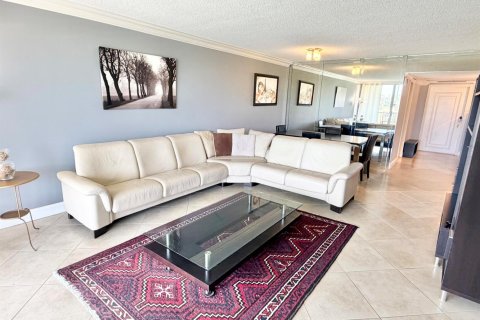 Condominio en venta en Pompano Beach, Florida, 2 dormitorios, 103.31 m2 № 2190159 - foto 2