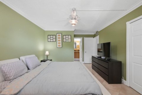 Condominio en venta en Pompano Beach, Florida, 2 dormitorios, 103.31 m2 № 2190159 - foto 13