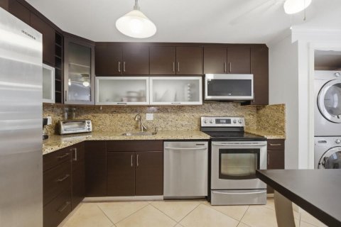 Condominio en venta en Pompano Beach, Florida, 2 dormitorios, 103.31 m2 № 2190159 - foto 8