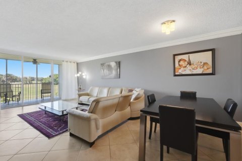 Condominio en venta en Pompano Beach, Florida, 2 dormitorios, 103.31 m2 № 2190159 - foto 4
