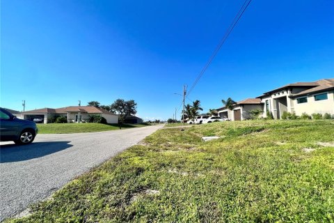 Terreno en venta en Cape Coral, Florida № 1287309 - foto 8