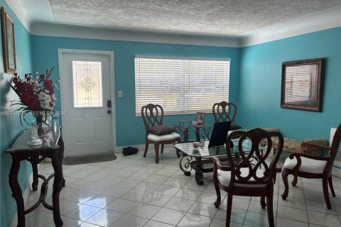 Casa en venta en Fort Lauderdale, Florida, 3 dormitorios, 136.57 m2 № 2187869 - foto 11