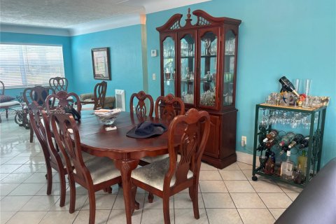 Casa en venta en Fort Lauderdale, Florida, 3 dormitorios, 136.57 m2 № 2187869 - foto 17