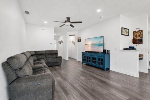 Casa en venta en Groveland, Florida, 4 dormitorios, 160.07 m2 № 2234871 - foto 6