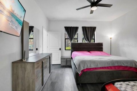 Casa en venta en Groveland, Florida, 4 dormitorios, 160.07 m2 № 2234871 - foto 11