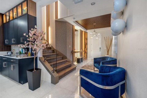 Villa ou maison à vendre à Orlando, Floride: 5 chambres, 393.44 m2 № 2291699 - photo 5