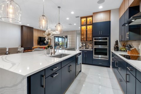 Villa ou maison à vendre à Orlando, Floride: 5 chambres, 393.44 m2 № 2291699 - photo 9