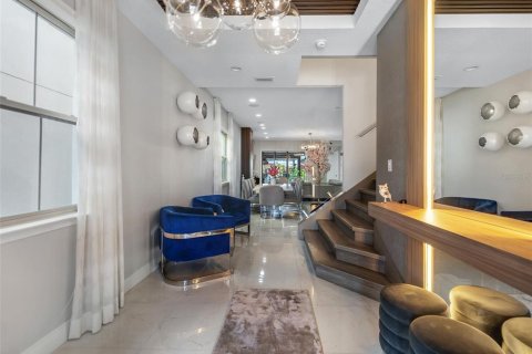 Villa ou maison à vendre à Orlando, Floride: 5 chambres, 393.44 m2 № 2291699 - photo 4