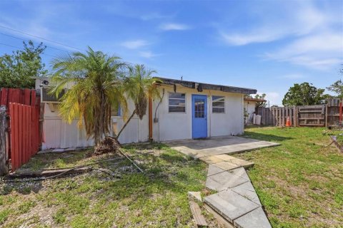 Villa ou maison à vendre à North Port, Floride: 2 chambres, 109.16 m2 № 2148810 - photo 14