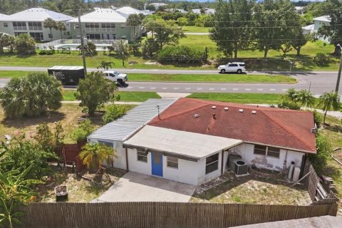 Villa ou maison à vendre à North Port, Floride: 2 chambres, 109.16 m2 № 2148810 - photo 21