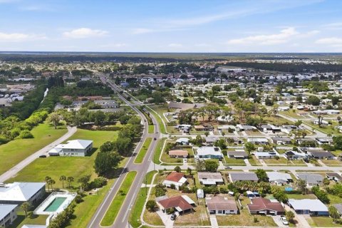 Villa ou maison à vendre à North Port, Floride: 2 chambres, 109.16 m2 № 2148810 - photo 29