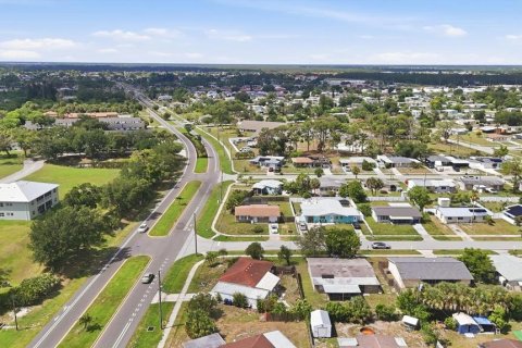 Villa ou maison à vendre à North Port, Floride: 2 chambres, 109.16 m2 № 2148810 - photo 27