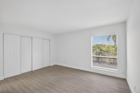 Купить кондоминиум в Уэст-Палм-Бич, Флорида 3 комнаты, 85.84м2, № 2085902 - фото 9