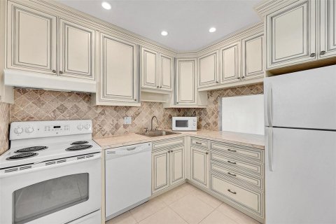 Copropriété à vendre à Delray Beach, Floride: 2 chambres, 85.93 m2 № 2247161 - photo 3