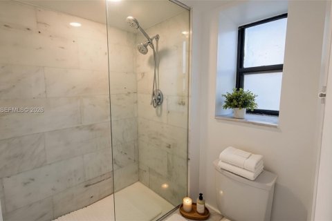 Condominio en alquiler en Aventura, Florida, 3 dormitorios, 128.21 m2 № 2011527 - foto 22